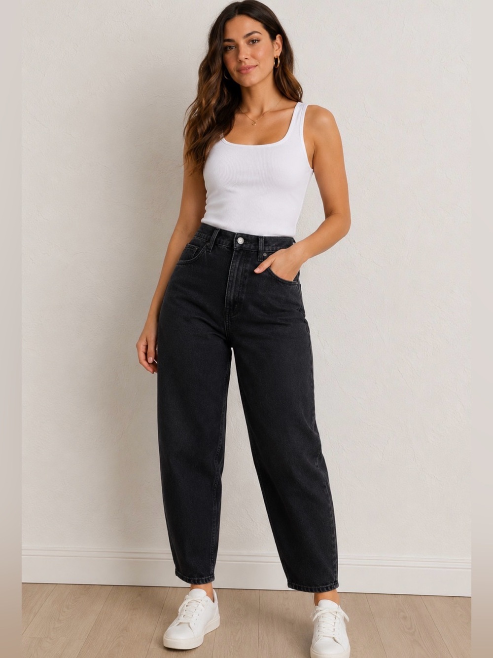 Abercrombie & Fitch The '80s Mom High Rise Jeans in Black Size 31/12L Barrel Leg